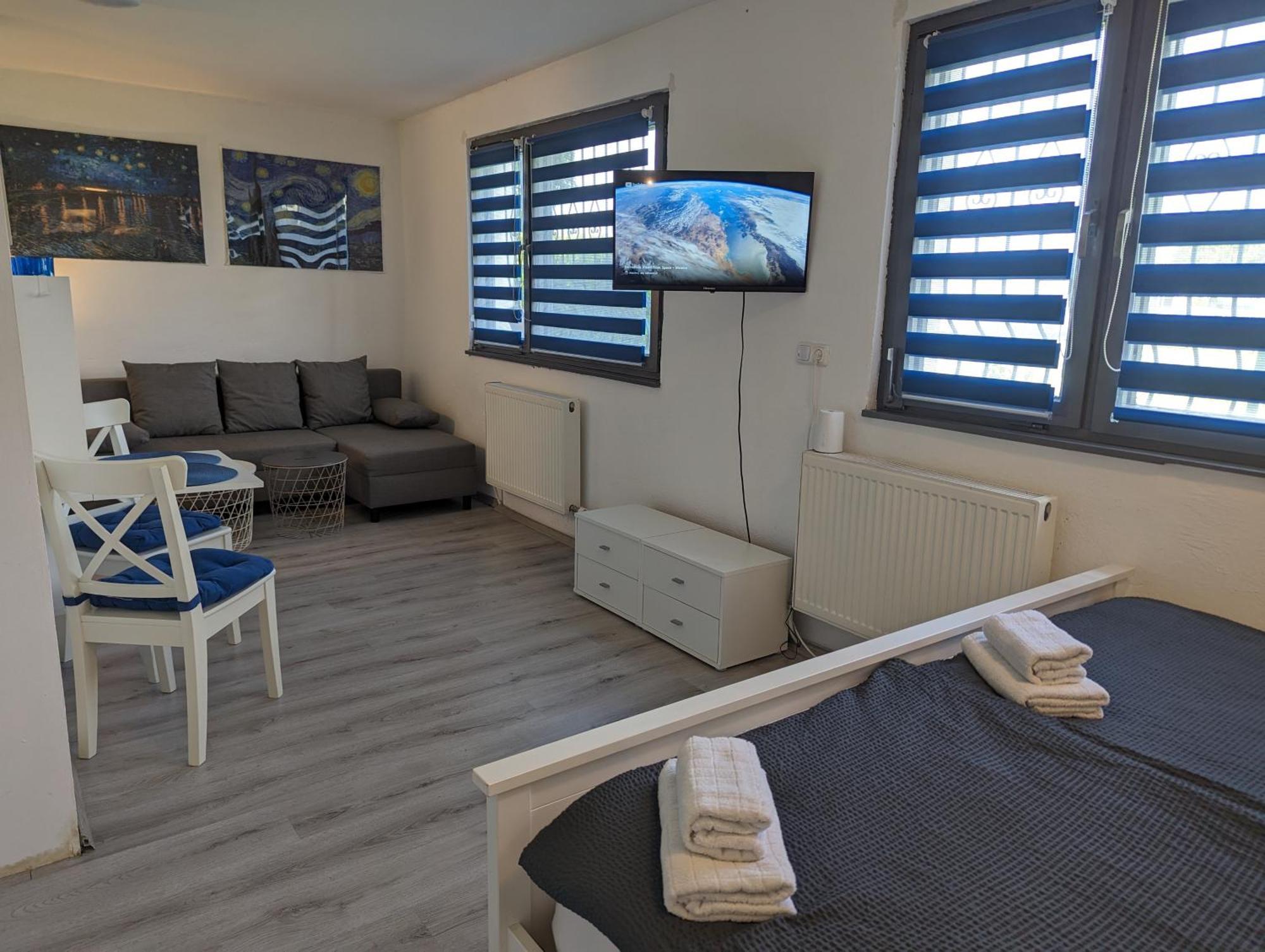 Lovely Studio With Free Parking On Premisis Asten Exterior photo